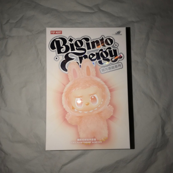 NEW SEALED LOVE Labubu V3 Big Into Energy Authentic Plush Pendant Red Pink - Picture 1 of 3